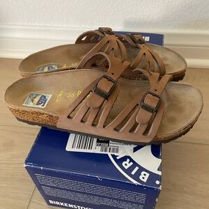 Birkenstock Granada Leather Women’s Casual Soft Footed Sandal EU36/US 5-5 1/2